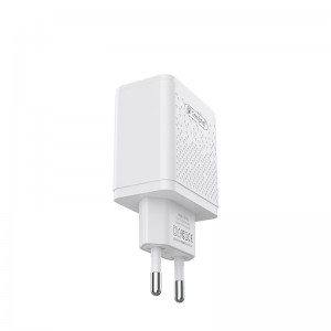 High Quality Factory Wholesale 4 in 1 QC3.0 Travel Fast Phone Charger